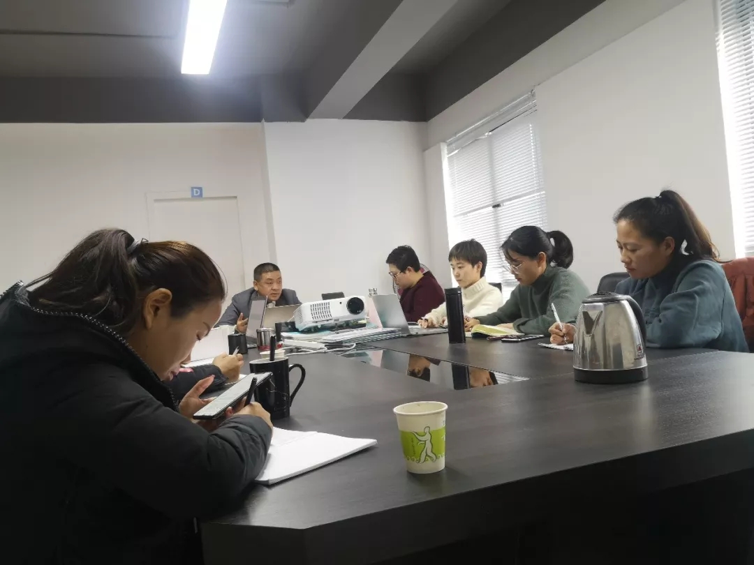 PP电子模拟器CEO莅临杭州战区组织指导并召开战略分析暨员工培训大会