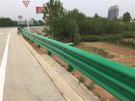 宁波波形护护栏怎么分类？