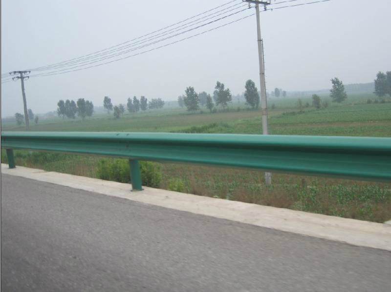 道路护栏有哪些优势？